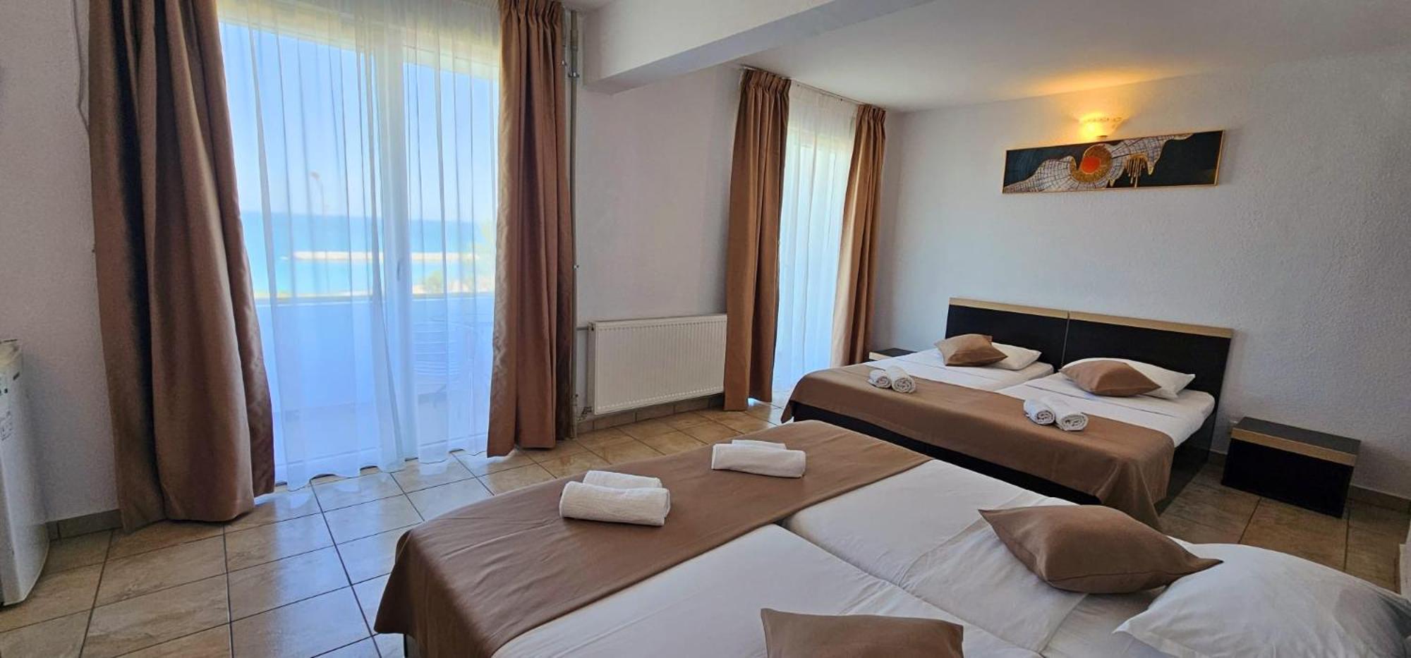 Hotel Cosmos Dél-Eforie Kültér fotó