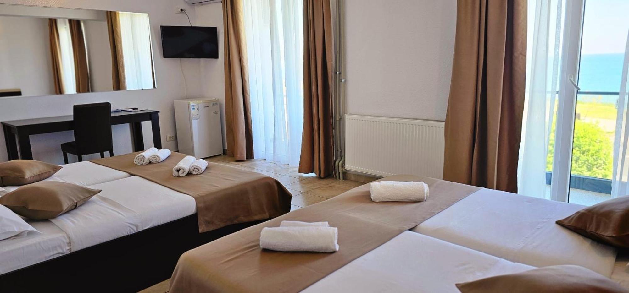 Hotel Cosmos Dél-Eforie Kültér fotó