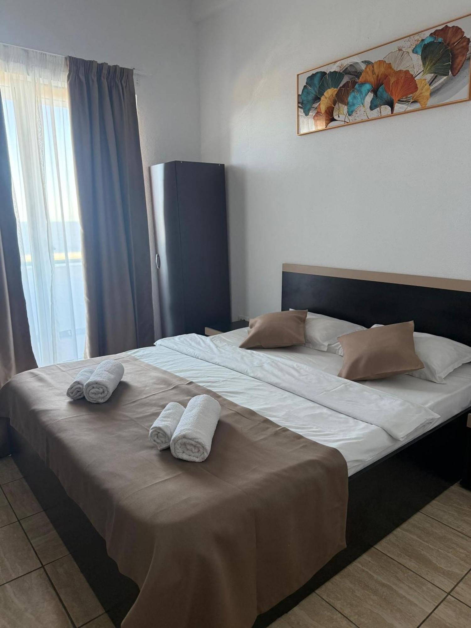 Hotel Cosmos Dél-Eforie Kültér fotó